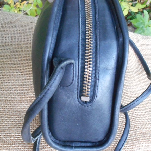 SOLD**Vintage Coach Kimball Bag,9911 in Black - Picture 4 of 8